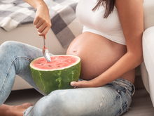 Wassermelone in der Schwangerschaft: Lecker, gesund und (meist) sicher