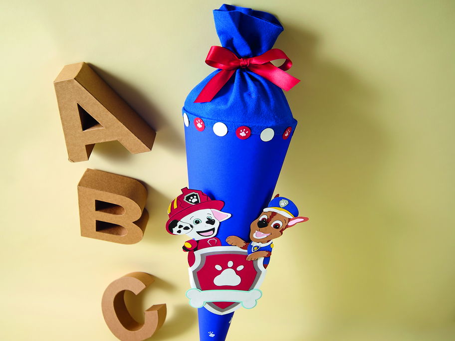 Eine selbst gebastelte Paw-Patrol-Schultüte