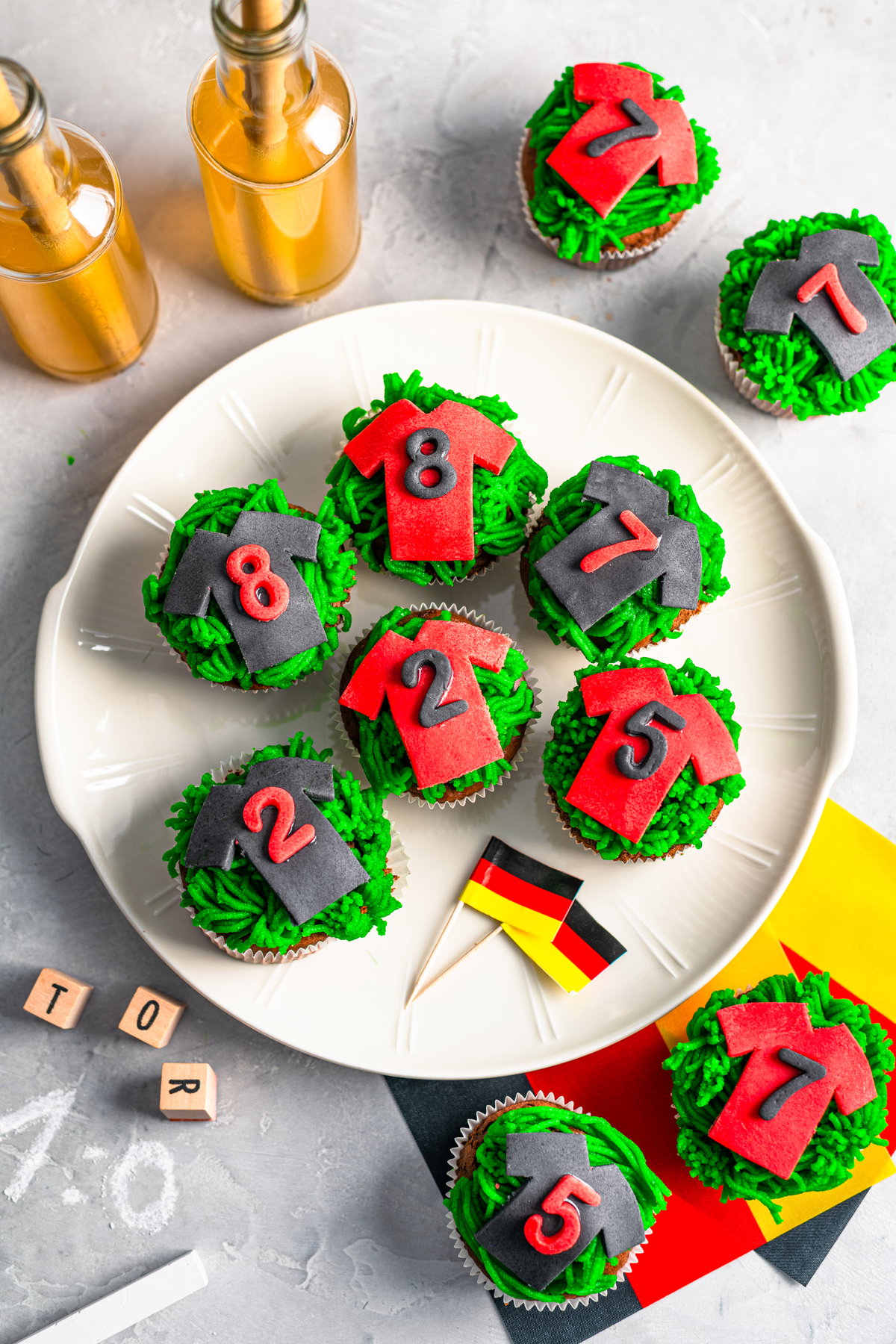 Fußball-Trikot-Muffins.