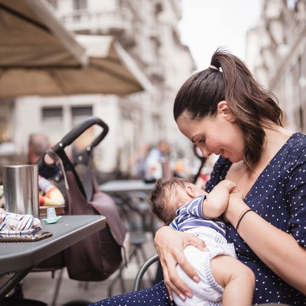 Stillen in der Öffentlichkeit: Mama-Erfahrungen