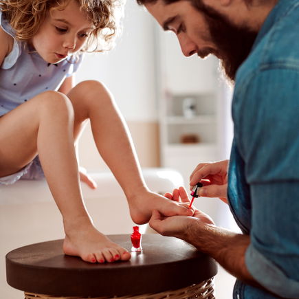 Ist Nagellack für Kinder unbenklich? 