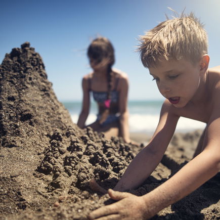 Der genialste Eltern-Hack, der jeden Strandtag sofort verbessert