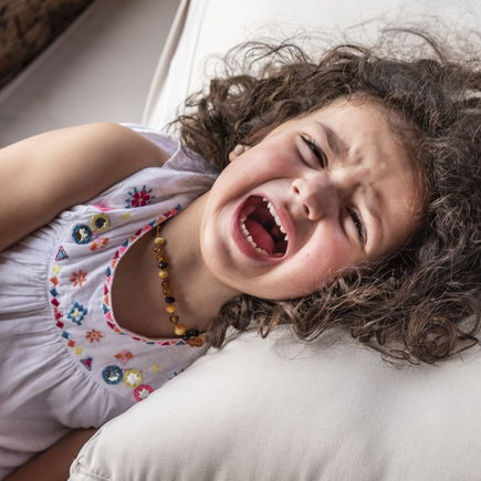 So beruhigst du dein wütendes Kind – in 4 Schritten