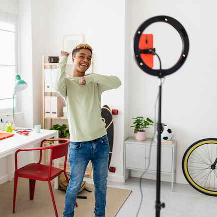Wenn Kinder die Schule abbrechen und Youtuber werden wollen – so reagieren Eltern richtig