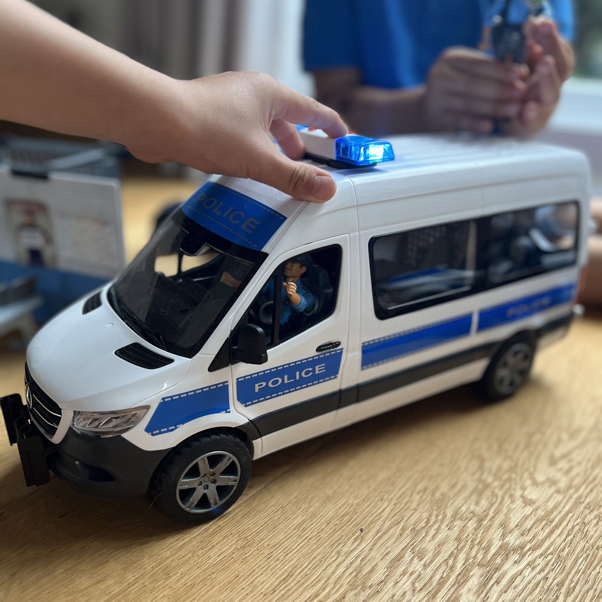Bruder Einsatzfahrzeug mit Sirene