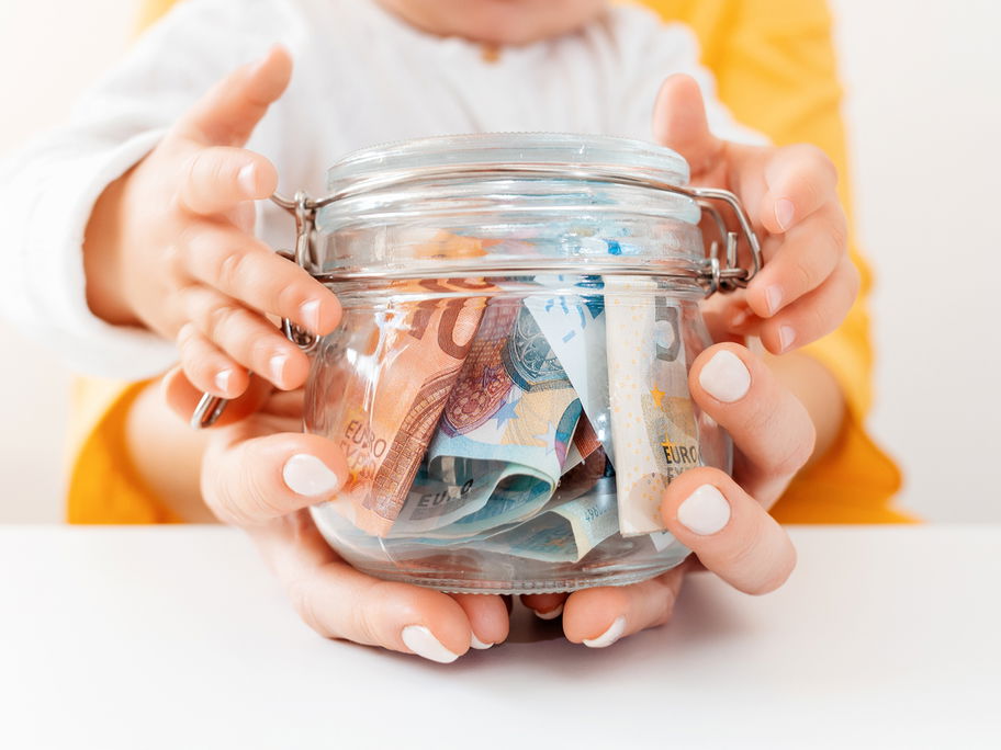 Anschaffungen für Kinder kosten viel Geld, keine Frage!