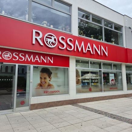 Eltern aufgepasst: Rossmann ruft Lernbuch zurück