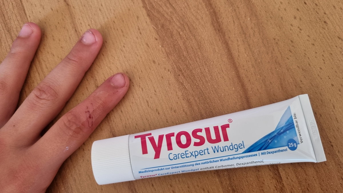 Mama Sonja empfiehlt das "CareExpert Wundgel" von Tyrosur gerne weiter.