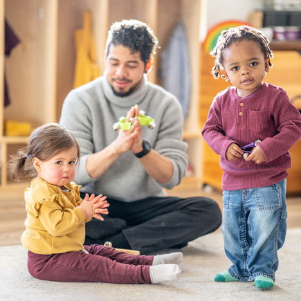 Nachgefragt bei einer Pädagogin: Kann eine Kita-Eingewöhnung bedürfnisorientiert ablaufen? 