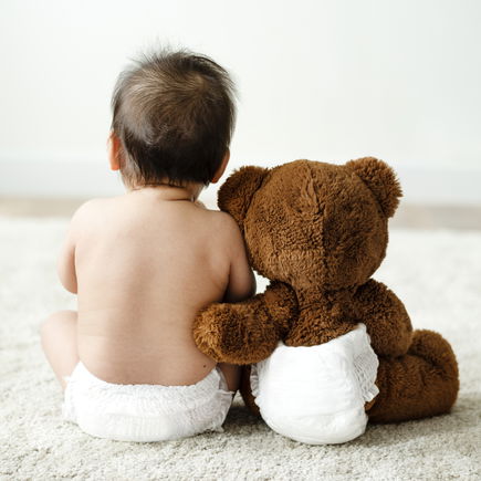 Pampers-Windeln und -Pants gibt es jetzt viel günstiger im Aldi-Online-Shop!