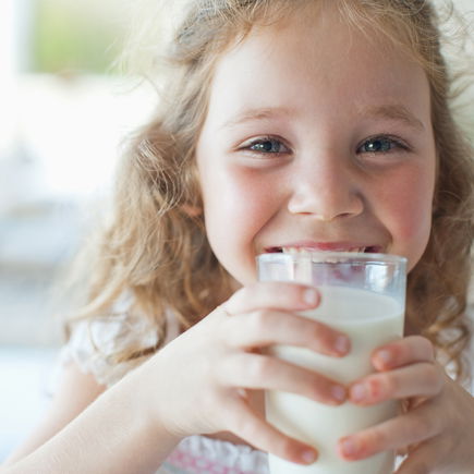 BfR und Stiftung Warentest warnen: Mandeldrink enthält Schimmelpilzgifte!