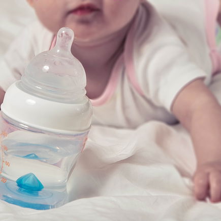 Wegen Verunreinigungen: Großer Babywasser-Rückruf bei dm, Rossmann und Kaufland