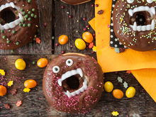 Halloween-Donuts: Vorsicht, bissig!