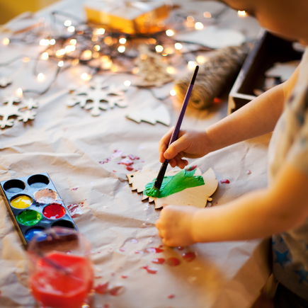 Weihnachtsbaumschmuck basteln mit Kindern: 10 süße DIY-Ideen
