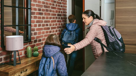 Was der Satz "Jetzt beeil dich" mit Kindern macht