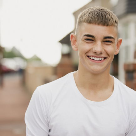 Frisuren für Teenager: 10 angesagte Styles