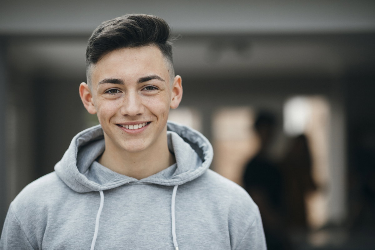 Frisuren für Teenager: Quiff