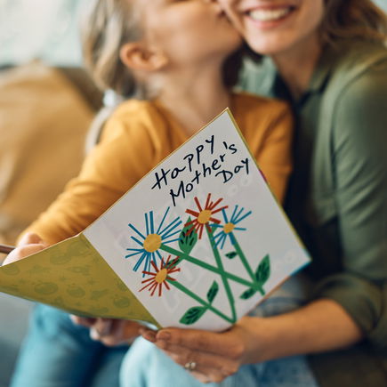 Muttertagskarten zum Ausmalen und Geschenkanhänger zum Ausdrucken: Die kommen von Herzen!