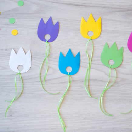 Papier-Tulpen basteln – so einfach geht's