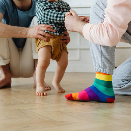 Warum Babys barfuß laufen lernen sollten