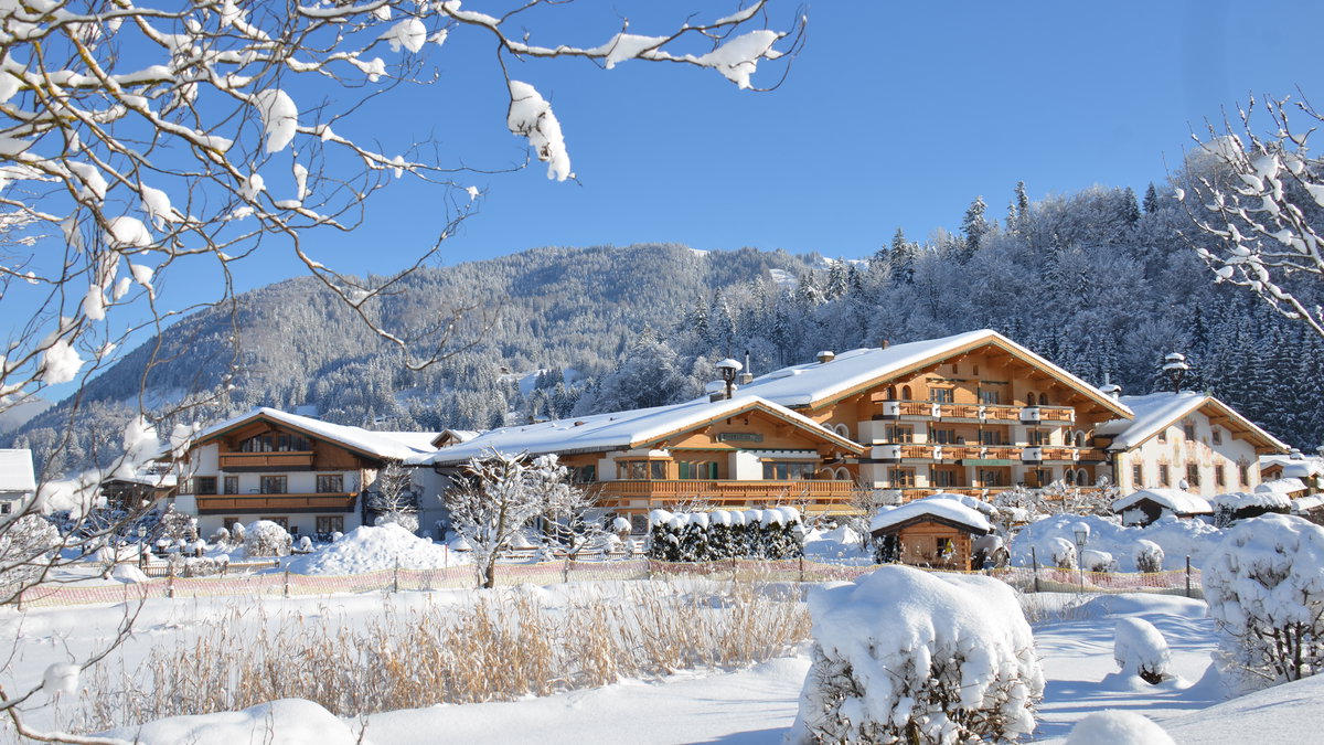 Schön hier: Das Familotel Furtherwirt in Tirol im Winter.