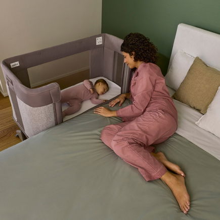 Sicher schlafen: Vom Co-Sleeping über das Kinderbett bis zum Montessori-Bett