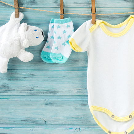 Babykleidung günstig kaufen – Spartipps für euch!