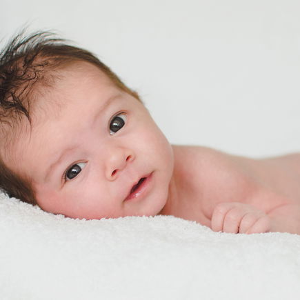 Was dein Baby im zweiten Monat schon alles kann