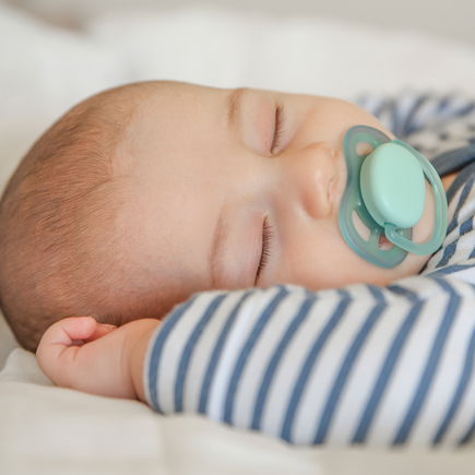 Wenn das Baby nachts ständig den Schnuller verliert ... 