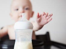 Die richtige Babymilch fürs Fläschchen