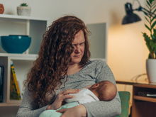 Milchstau lösen: So könnt ihr vorbeugen oder lindern