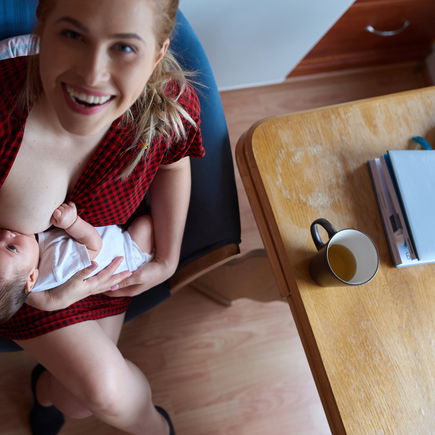 Zwiemilch: So gelingt die Baby-Ernährung mit Stillen und Zufüttern