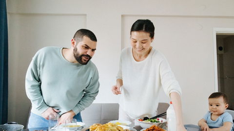Keine Zeit zum Kochen? So wird das Familienessen trotzdem entspannt