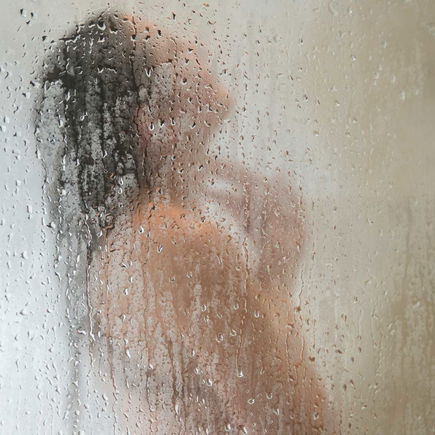 Ungestört duschen? Nicht als frischgebackene Mama