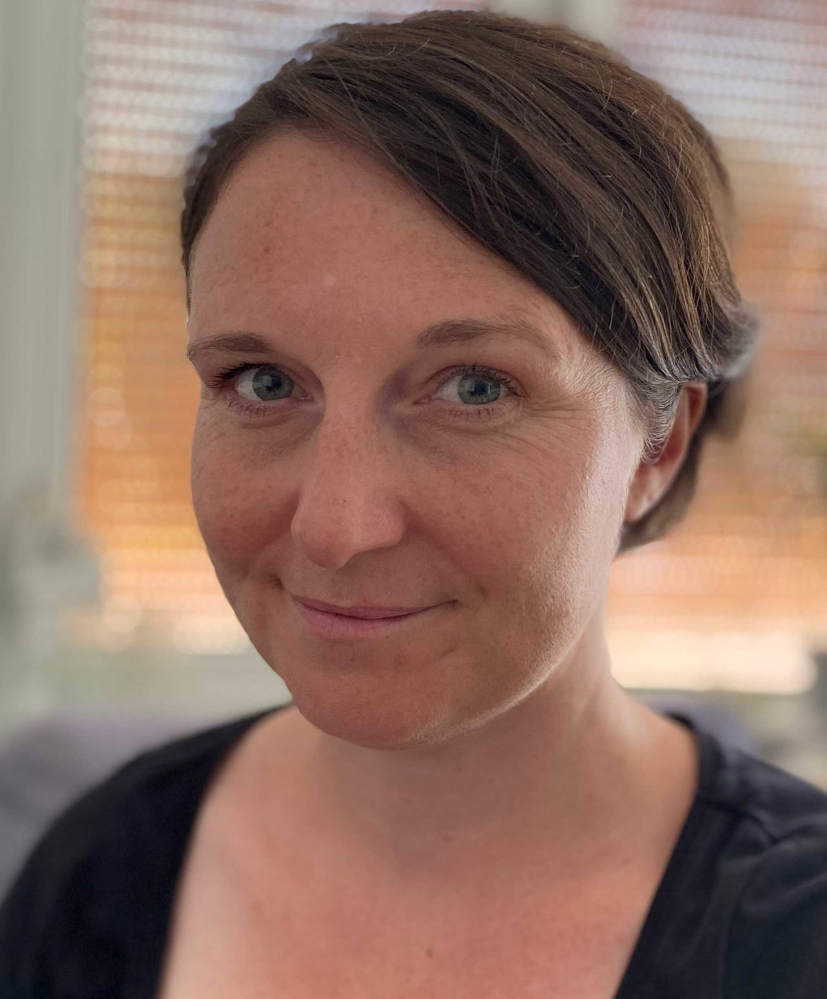 Julia arbeitet in Teilzeit.