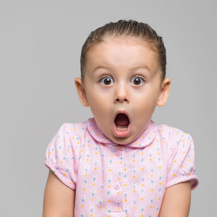 Ist es okay, vor den eigenen Kindern nackt herumzulaufen?