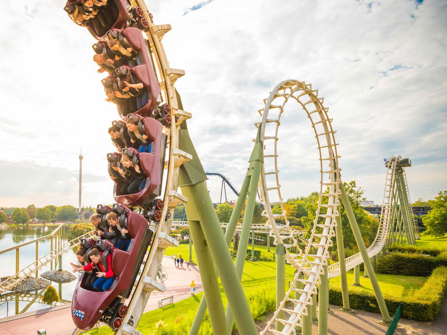 Wir haben für euch die besten Freizeitparks in Deutschland getestet, wie hier den Heide Park in Soltau.