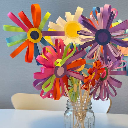 Papierblumen basteln: Hübsche Ideen für den Frühling