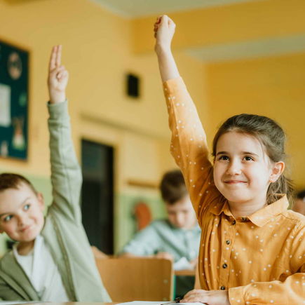 Welche Auswirkungen hat der Sitznachbar in der Schule?