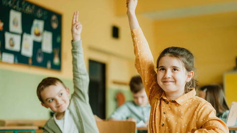 Welche Auswirkungen hat der Sitznachbar in der Schule?