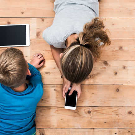 Ab wann soll ein Kind ein Handy bekommen?