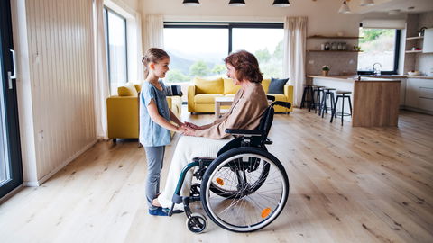"Mama, warum sitzt die Frau im Rollstuhl?"
