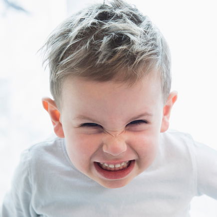 "Kacka-Mama!" Wie reagieren, wenn Kinder Schimpfwörter entdecken?