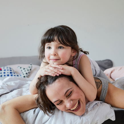 Warum die Mutter-Tochter-Beziehung im Erwachsenenalter oft so kompliziert ist