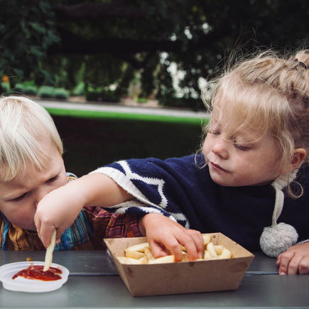 Teamfähigkeit bei Kindern fördern: So geht's! 