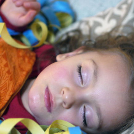 Kinder an Silvester wecken – oder besser schlafen lassen?