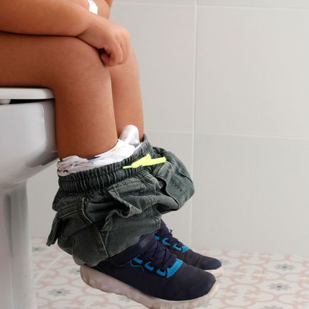 Bis zu welchem Alter dürfen Jungs mit aufs Frauenklo?
