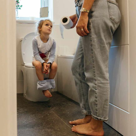 So wird euer Kind lernen, seinen Po allein abzuwischen 
