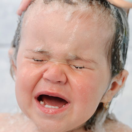 Kleinkindern die Haare waschen: Ohne Gezeter, ohne Geschrei