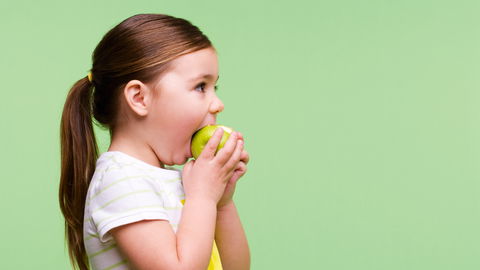 Zahngesunde Ernährung für Kinder: So geht's!